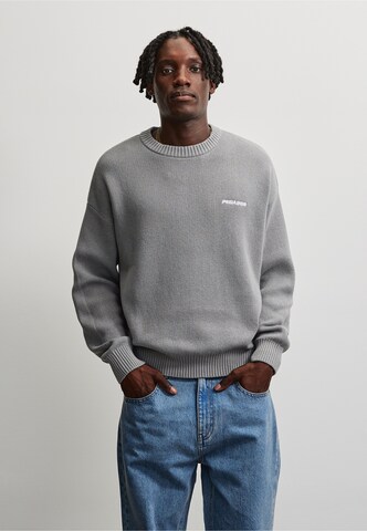 Pullover di Pegador in grigio: frontale