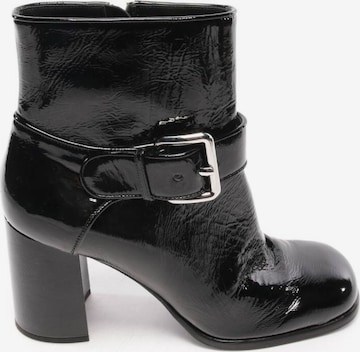 Miu Miu Stiefeletten 38,5 in Schwarz: predná strana