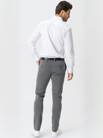 TEESHOPPEN Regular Trousers ' Performance ' in Grey: back