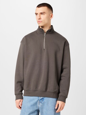 WEEKDAY Sweatshirt in Grijs: voorkant