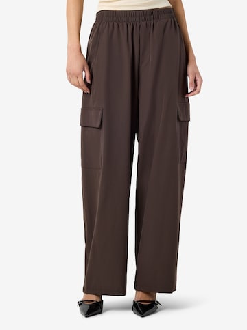 Barrel Pantaloni cargo 'NMKirby' di Noisy may in marrone: frontale