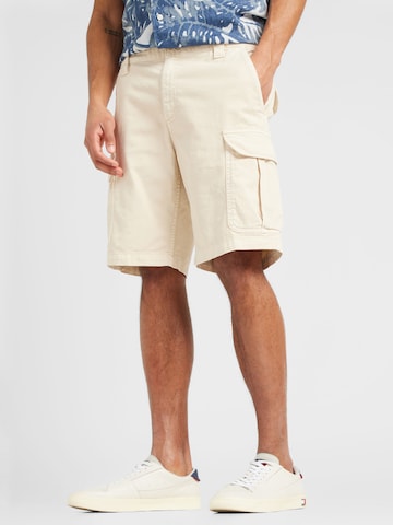 TOMMY HILFIGER Regular Cargobroek 'Ethan' in Beige: voorkant