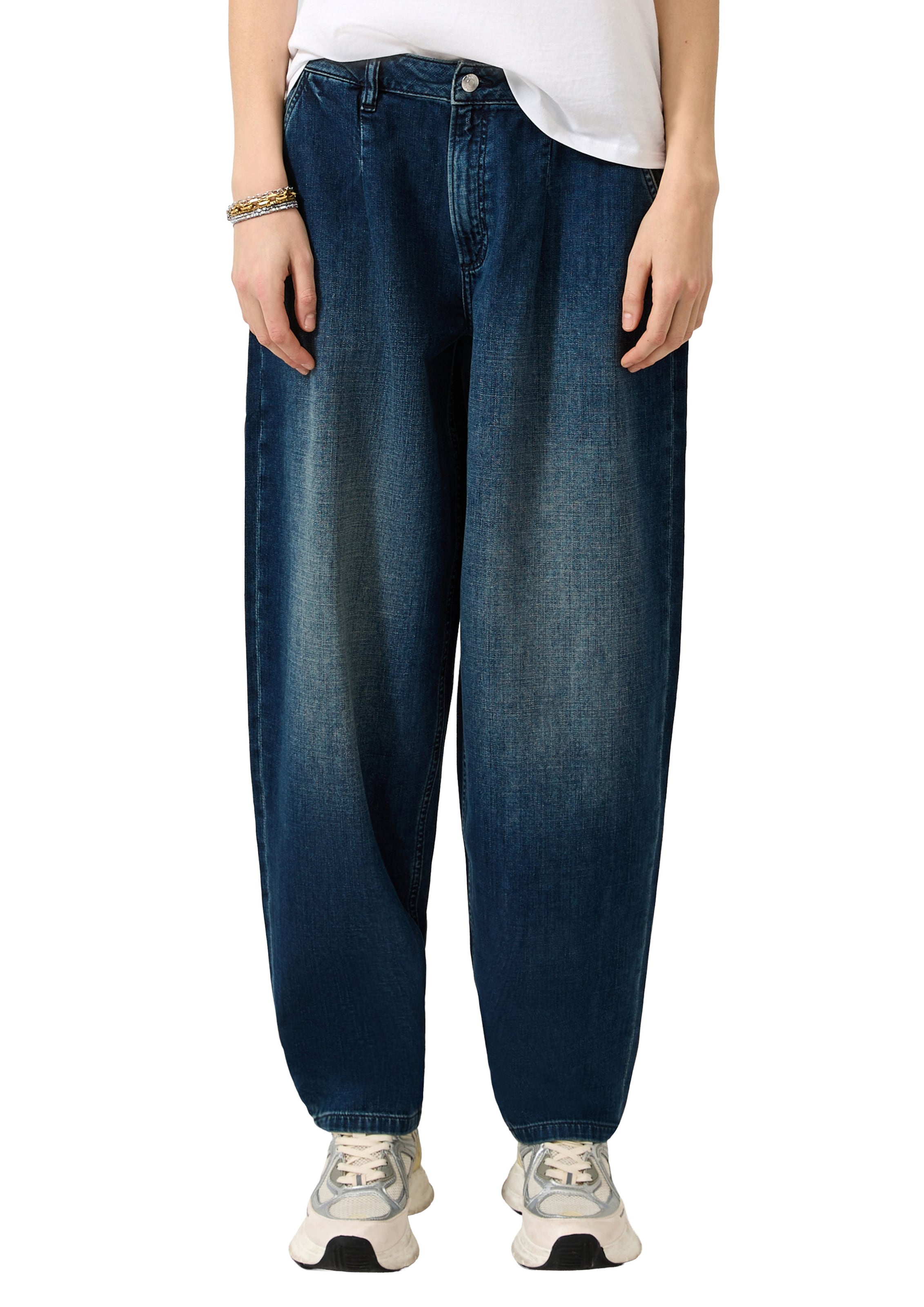 Barrel Jean à pince QS en bleu : devant