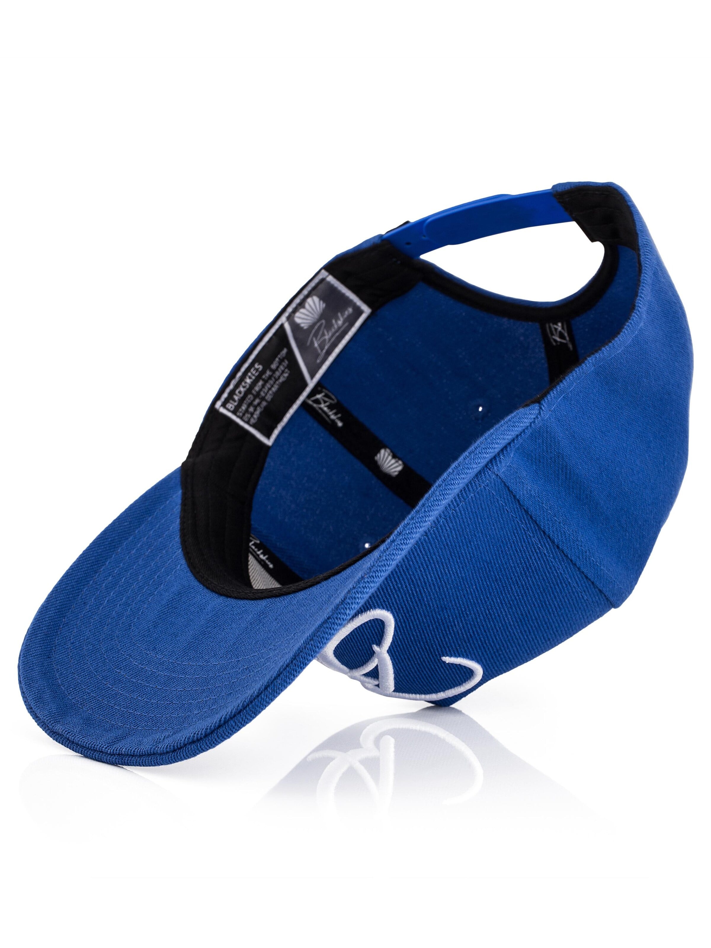 Blackskies Cap 'B Script'‌‌‌‌ in Blau