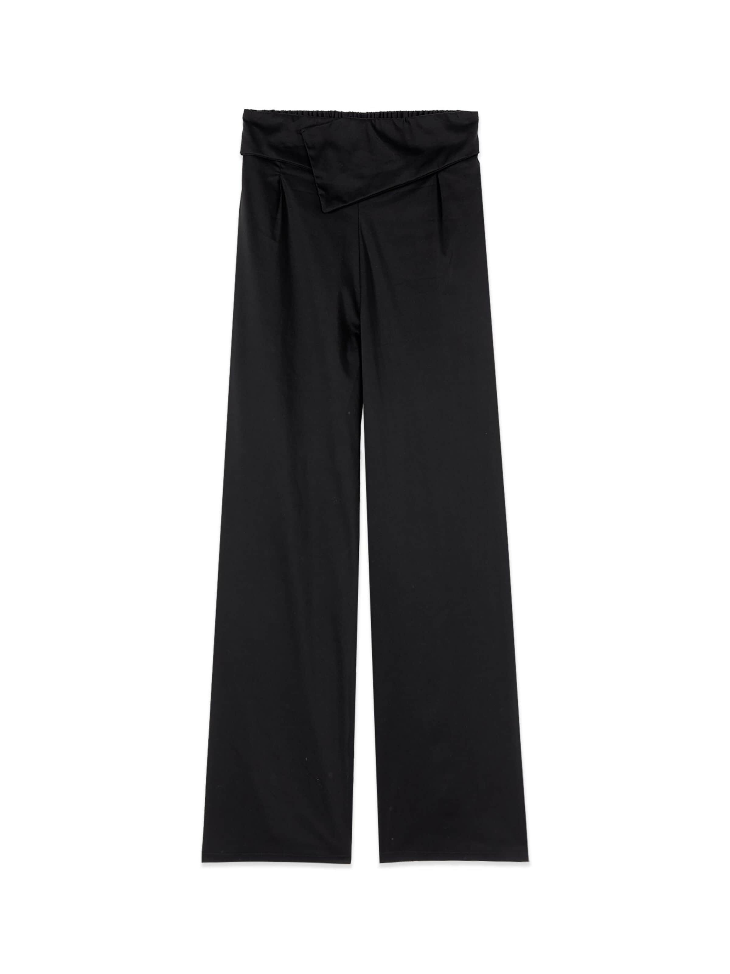 Pantaloni di oltre in nero: frontale