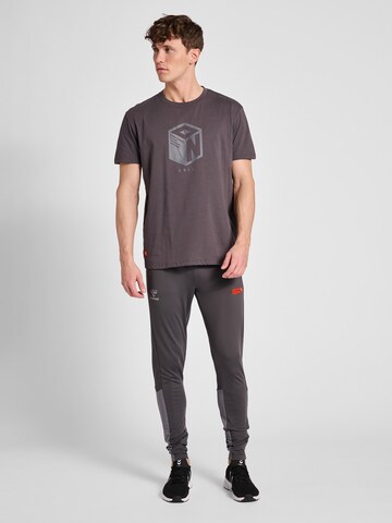 Hummel Tapered Sportsbukser 'Pro Grid' i grå: forside