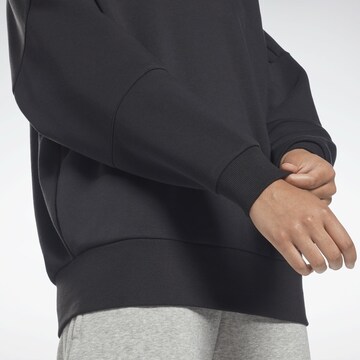 Reebok - Sweatshirt de desporto em preto