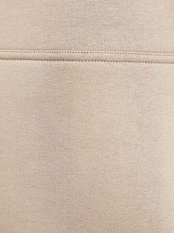 Bershka Joggingdragt i beige