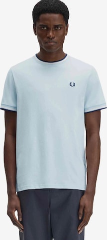 Fred Perry - Camisa 'Cmaiseta fred perry celeste contrast ribeted tee' em azul: frente