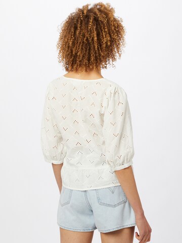 VILA Blouse 'Silje' in White