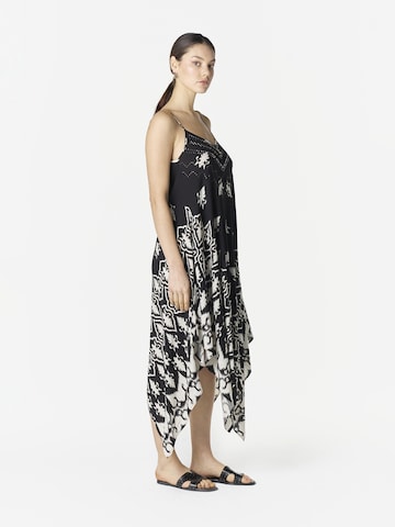 KOROSHI Kleid in Schwarz