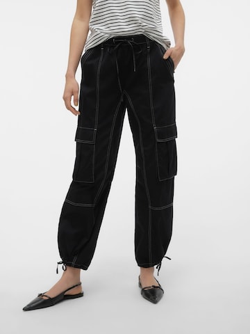 Regular Pantalon cargo '10309430' VERO MODA en noir