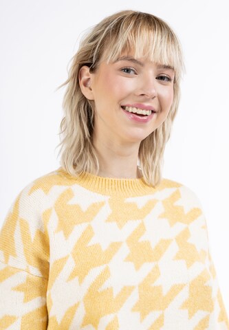 MYMO Sweater in Yellow