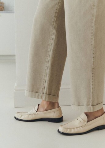 MANGO Wide Leg Latzjeans in Grau