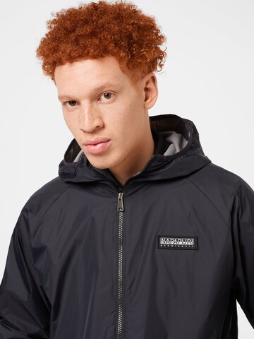 NAPAPIJRI Between-Season Jacket in Black