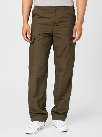 regular Pantaloni cargo di Carhartt WIP in verde: frontale