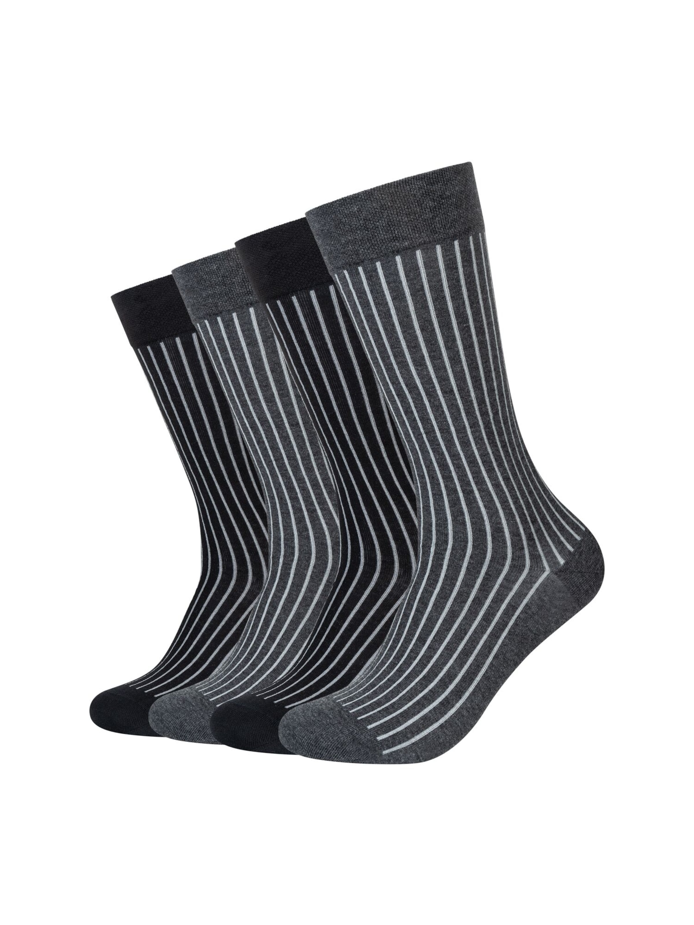 camano Socks in Grey: front