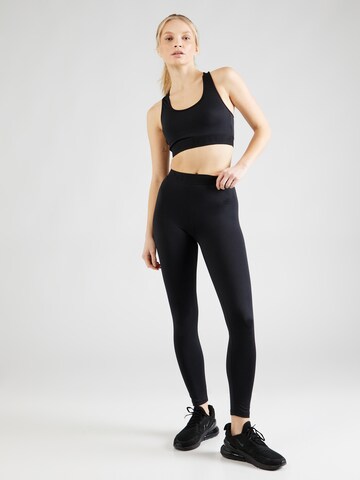 4F Skinny Sporthose in Schwarz