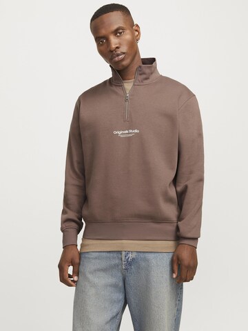 JACK & JONES Sweatshirt 'JORVESTERBRO' i brun: forside