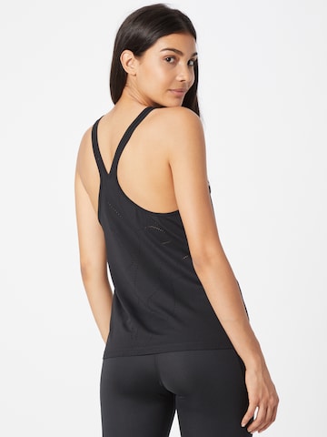 Sport top 'United By Fitness' de la Reebok pe negru