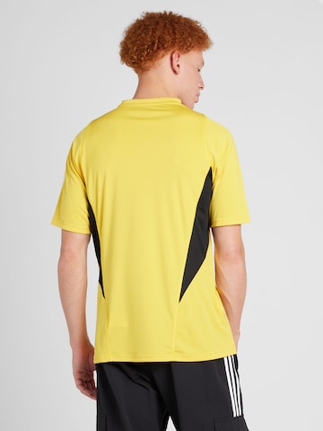 ADIDAS PERFORMANCE - Camisola de futebol 'Juventus Turin Tiro 23' em amarelo