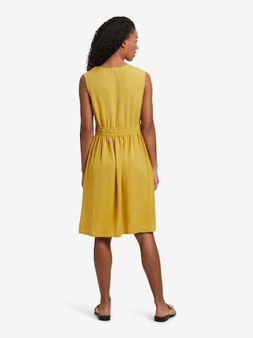 Vera Mont Dress in Yellow: front