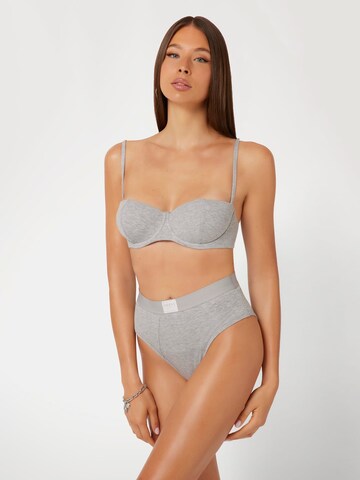 GUESS Balconette BH 'Tessa' in Grau