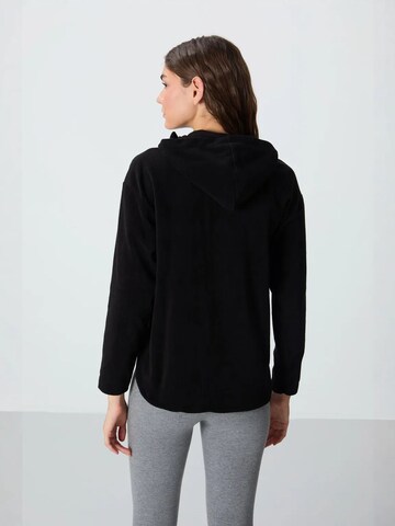 Tommy Life - Sweatshirt em preto
