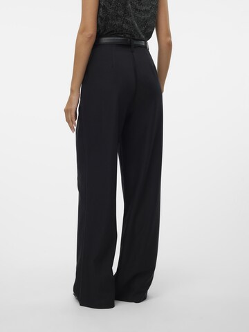 VERO MODA Regular Trousers 'SELAH' in Black