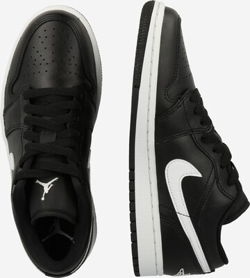 Baskets basses 'AIR JORDAN 1' Jordan en noir