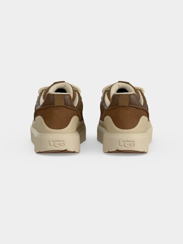 Baskets basses 'Heritage Utility' UGG en marron