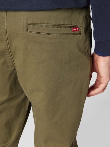 Effilé Pantalon chino 'XX Chino Jogger III' LEVI'S ® en vert