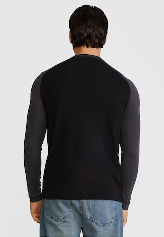 Maglietta di SikSilk in nero