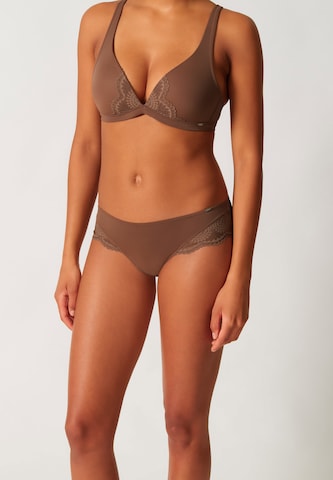 Skiny Slip in Bruin: voorkant