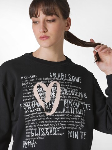 DEHA Sweatshirt in Black