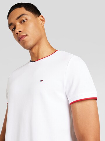 TOMMY HILFIGER T-Shirt in Weiß