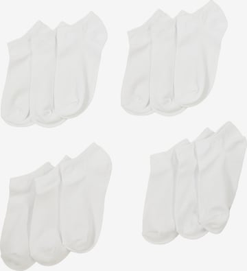 Trendyol Sukat värissä valkoinen: etupuoli