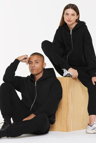 Harlem Soul Zip-Up Hoodie in Black