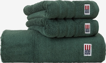 Lexington Towel in Green: front