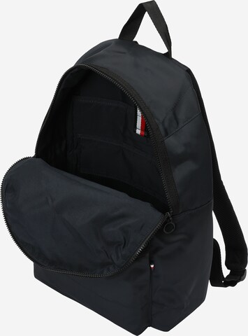 TOMMY HILFIGER Rucksack in Blau