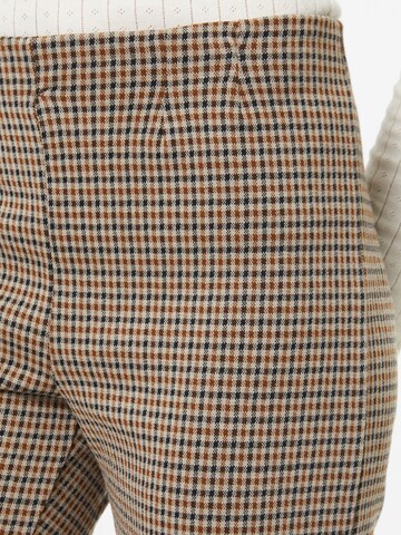 Flared Pantaloni 'EKKO' di NÜMPH in marrone