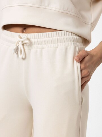 Williot Loosefit Broek 'Annalisa' in Wit