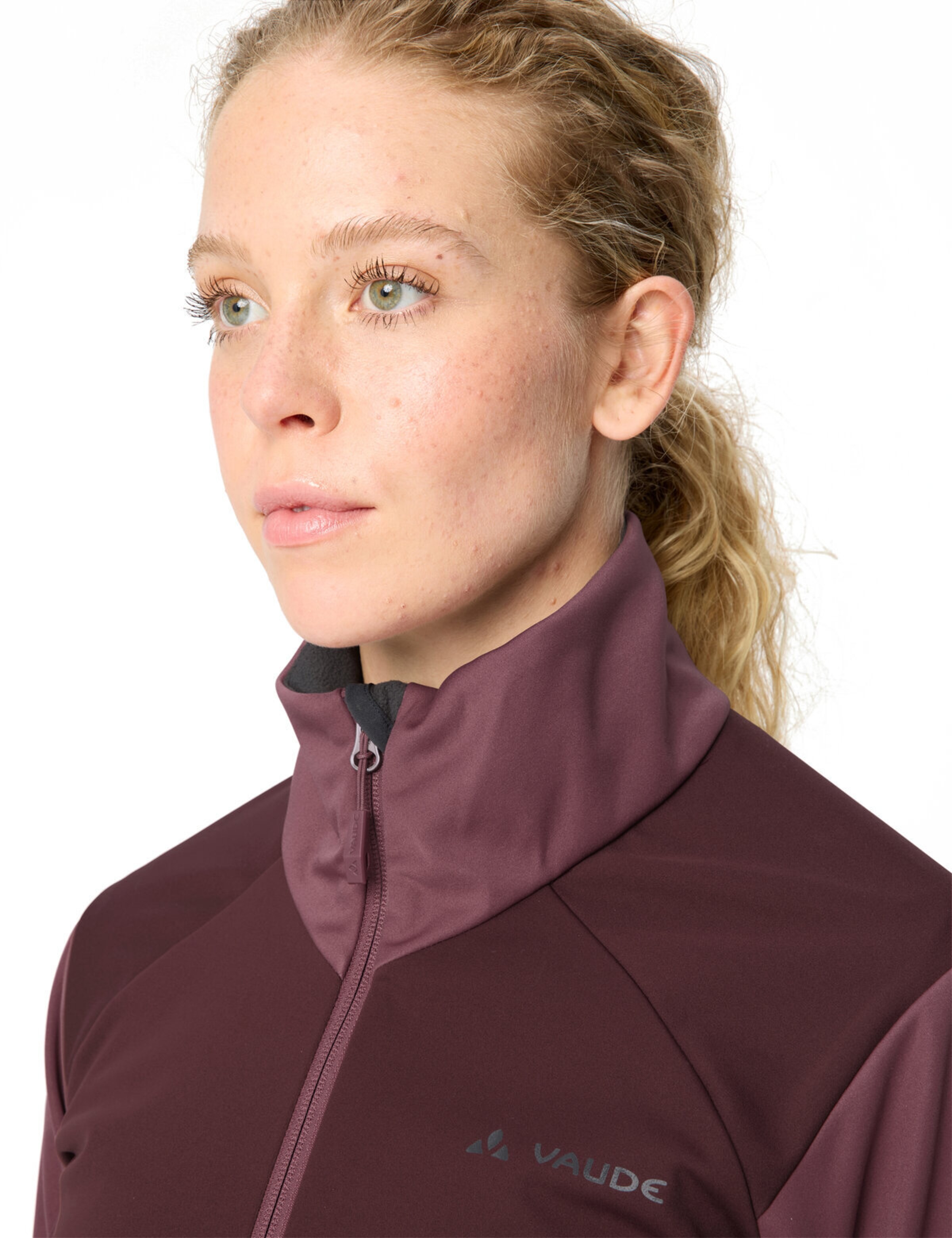 VAUDE Sports jacket 'Wintry' in Red