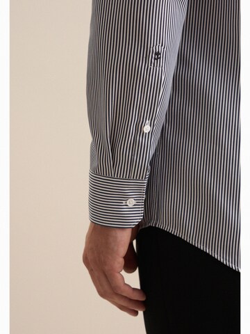 Coupe regular Chemise business SEIDENSTICKER en bleu