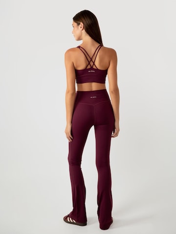 YO-GAYA Flared Leggings in Red