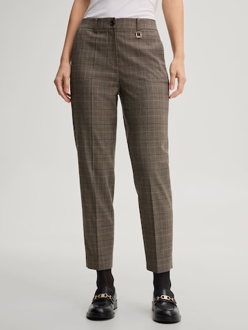 JOOP! Regular Trousers in Green: front