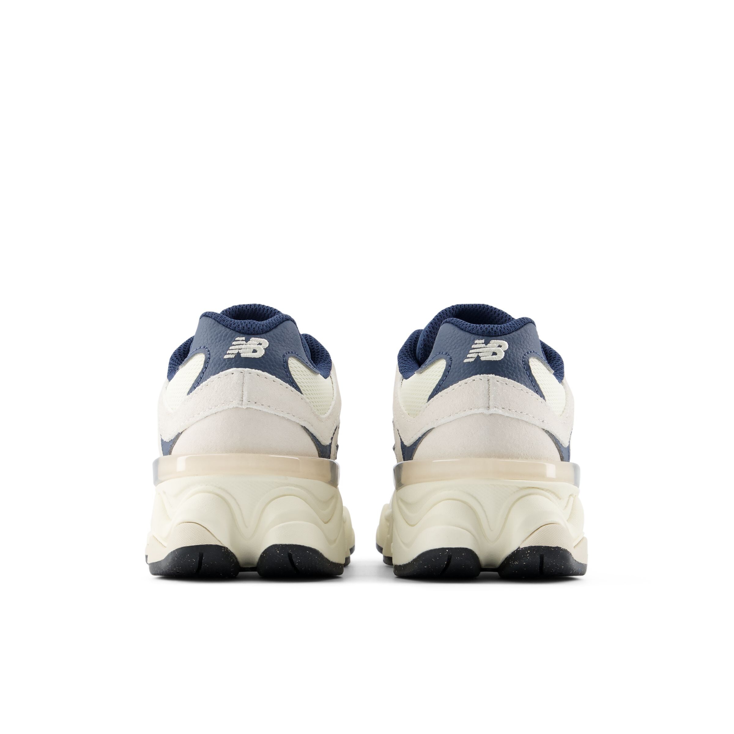 new balance Trainers '9060 Lace' in White