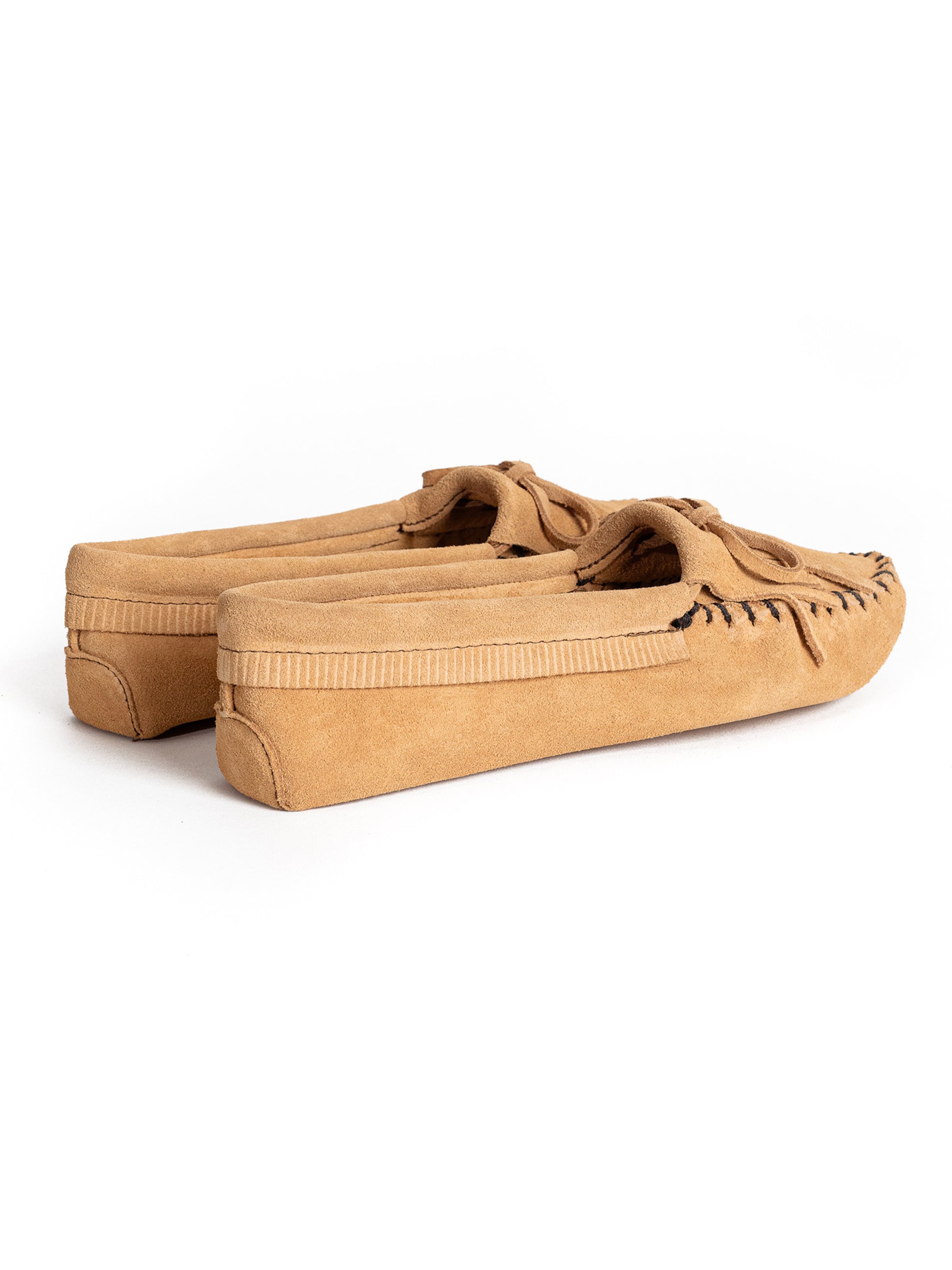 Minnetonka Μοκασίνι 'Kilty' σε καφέ