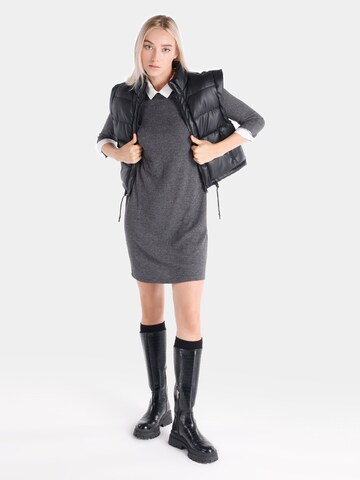 Robe Colin's en gris