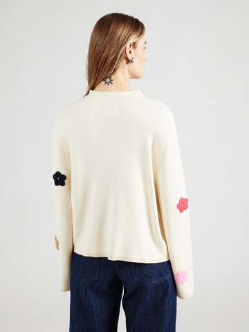 Pull-over NÜMPH en blanc